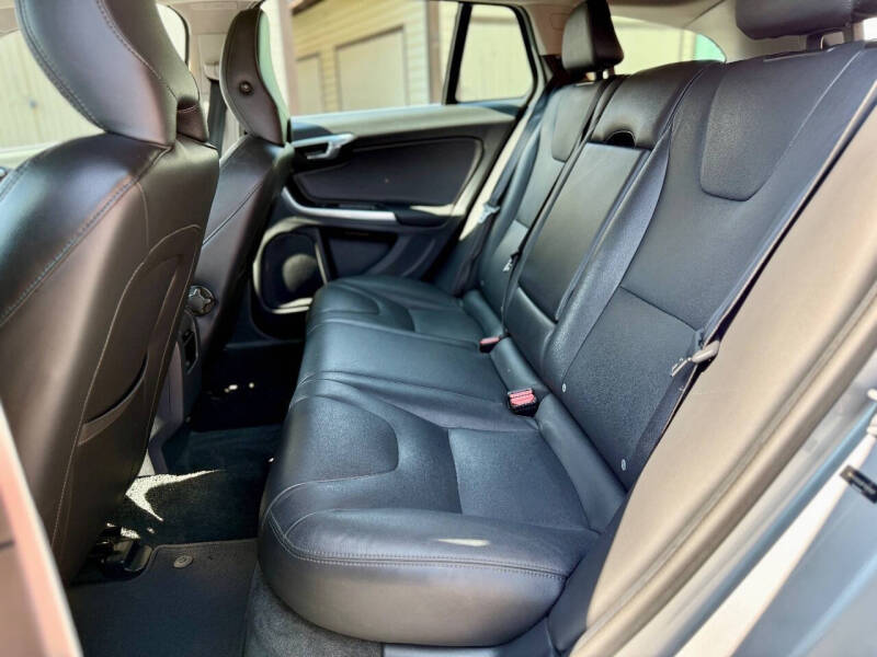 2015 Volvo V60 T5 Premier Plus