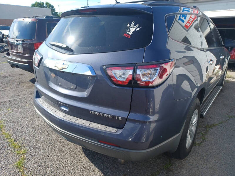 2014 Chevrolet Traverse LS