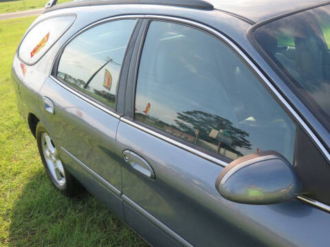 2000 Ford Taurus SE