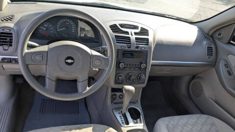 2005 Chevrolet Malibu Maxx LS
