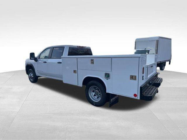 2025 GMC Sierra 3500HD CC Pro
