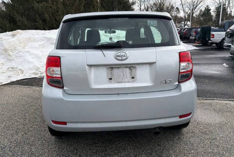 2009 Scion xD