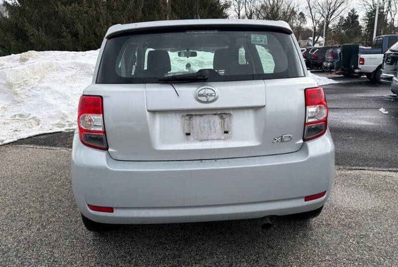 2009 Scion xD