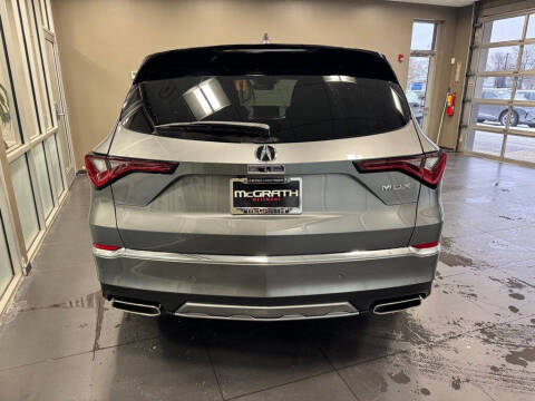 2025 Acura MDX w/Tech