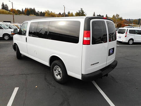 2017 Chevrolet Express LS 2500