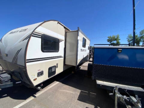 2018 Pacific Coachworks MIGHTY LIGHT