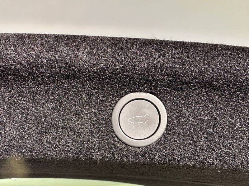 2026 Tesla Model Y Premium