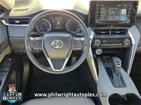 2022 Toyota Venza LE