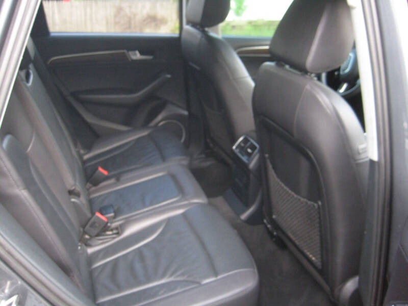 2017 Audi Q5 2.0T quattro Premium Plus