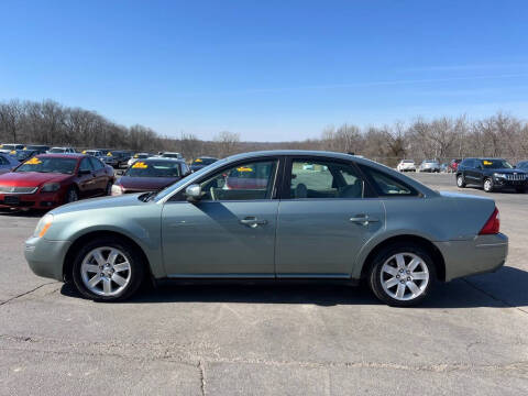 2007 Ford Five Hundred for sale at CARS PLUS CREDIT in Independence MO