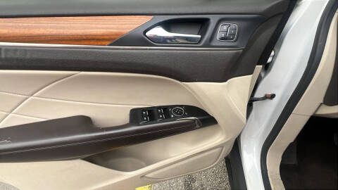 2017 Lincoln MKC Select