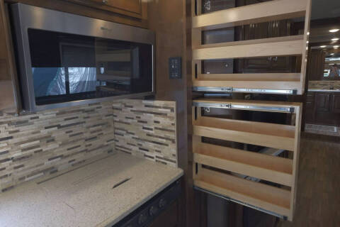 2018 Freightliner XCS Chassis