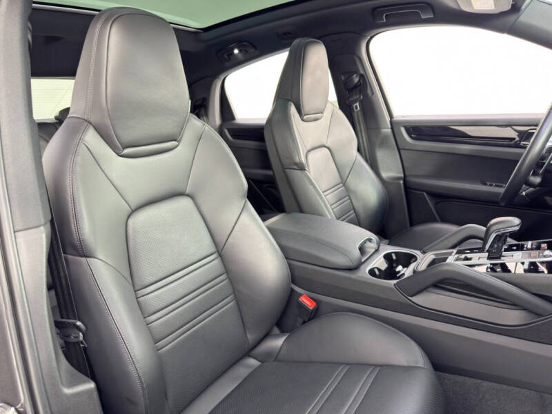 2023 Porsche Cayenne