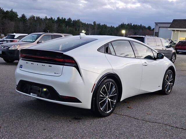 2024 Toyota Prius XLE