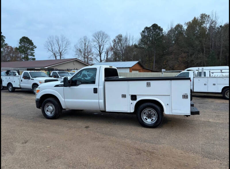 2011 Ford F-350 Super Duty XL