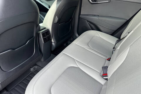 2025 Kia Niro EX Touring