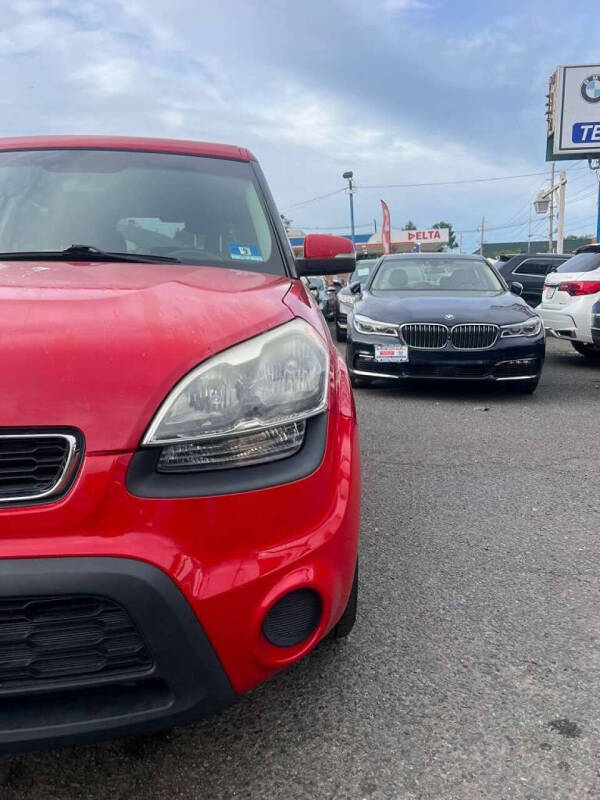 2012 Kia Soul +