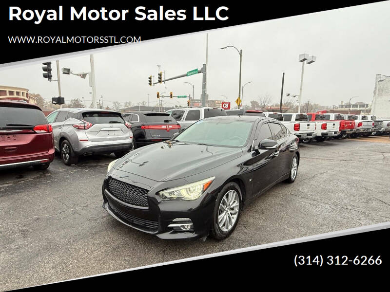 2015 INFINITI Q50 Base's photo