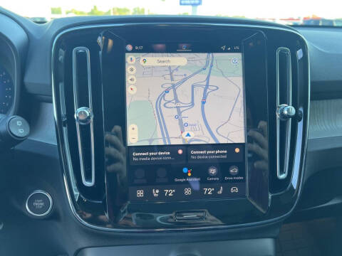 2026 Volvo XC40 B5 Plus