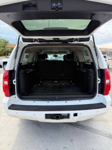 2011 Chevrolet Suburban LT