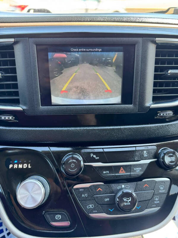 2018 Chrysler Pacifica L