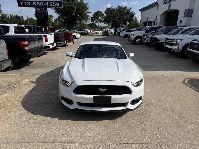 2017 Ford Mustang EcoBoost Premium