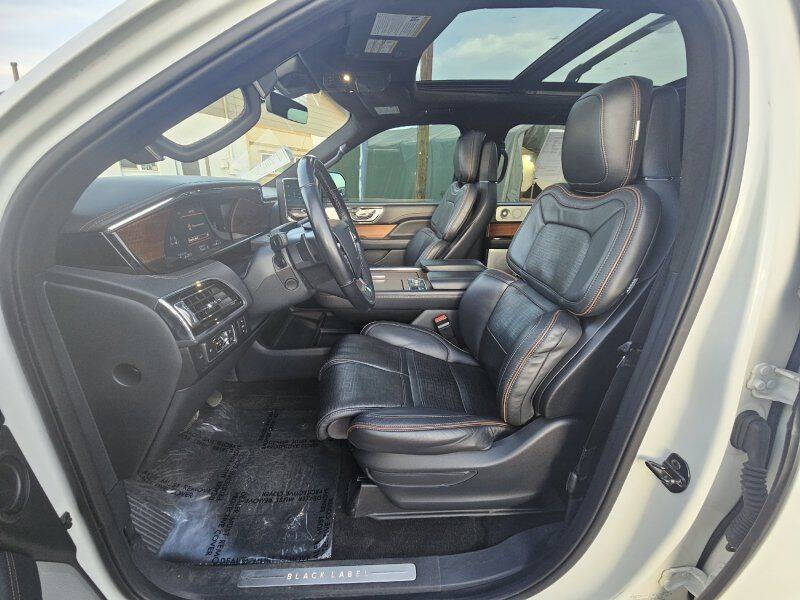 2022 Lincoln Navigator L Black Label
