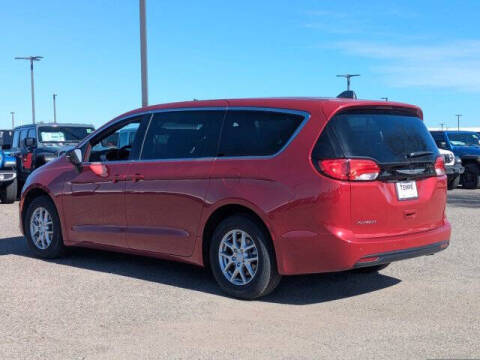 2026 Chrysler Voyager LX