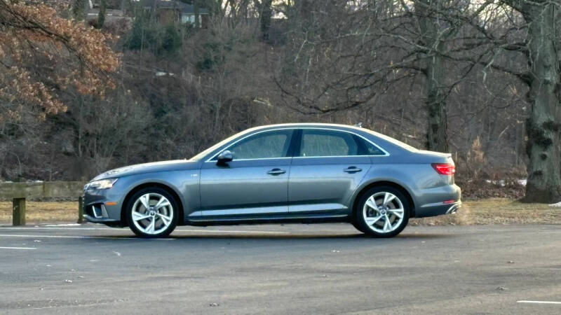 2019 Audi A4 quattro Premium 45 TFSI