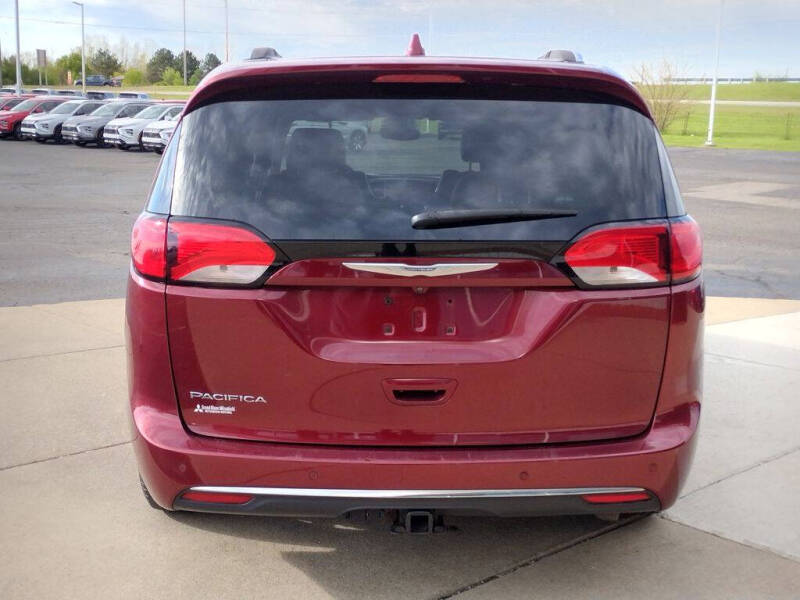 2018 Chrysler Pacifica Touring L Plus