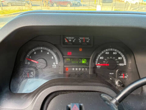 2013 Ford E-Series E-350 SD XLT