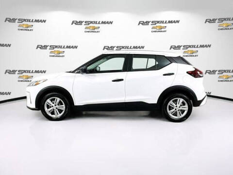 2023 Nissan Kicks S