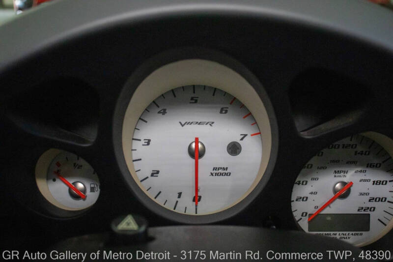 2004 Dodge Viper SRT-10