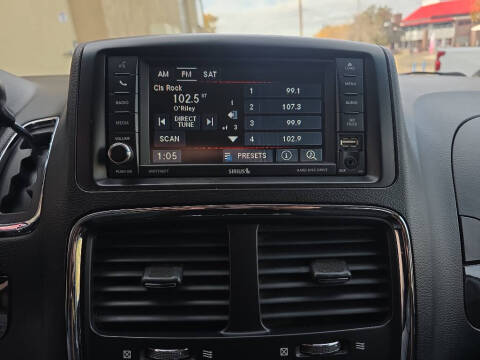 2017 Dodge Grand Caravan SE