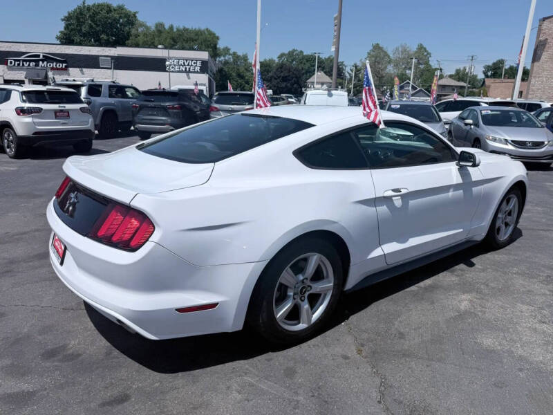 2016 Ford Mustang V6