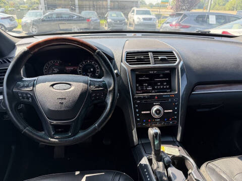 2016 Ford Explorer Platinum