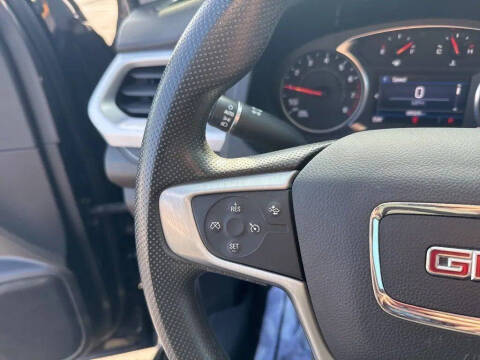 2023 GMC Acadia SLE