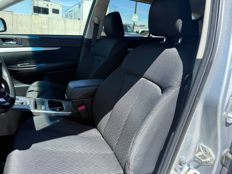 2012 Subaru Outback 2.5i Premium