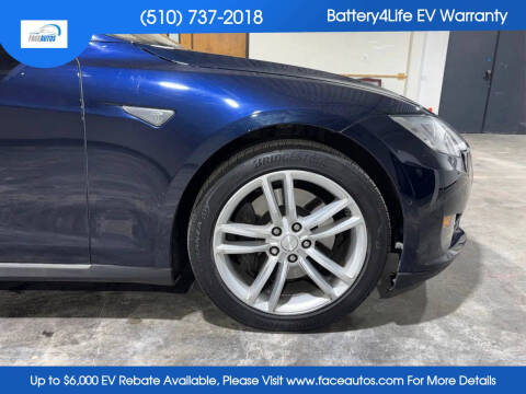 2015 Tesla Model S 85