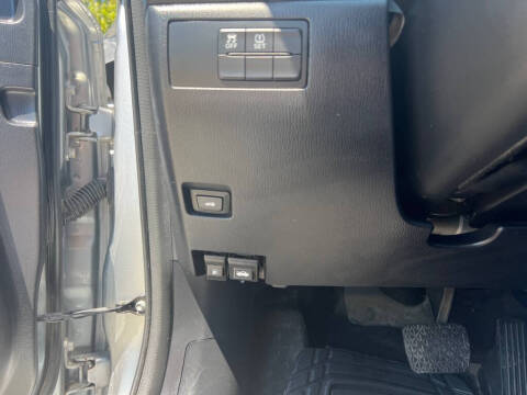 2015 Mazda MAZDA3 i Sport