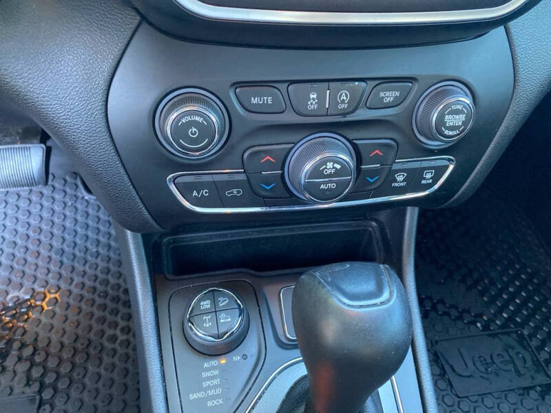 2019 Jeep Cherokee Trailhawk