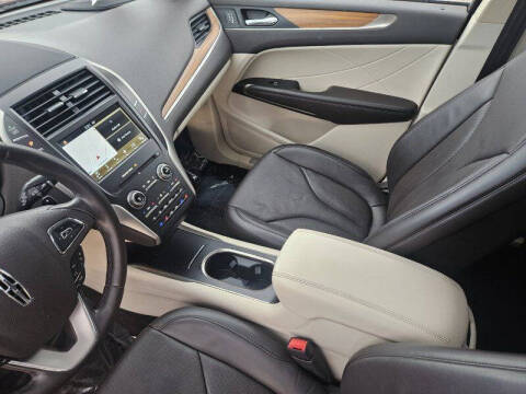 2016 Lincoln MKC Reserve