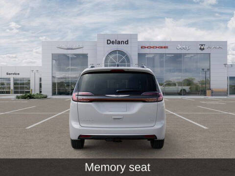 2026 Chrysler Pacifica Pinnacle