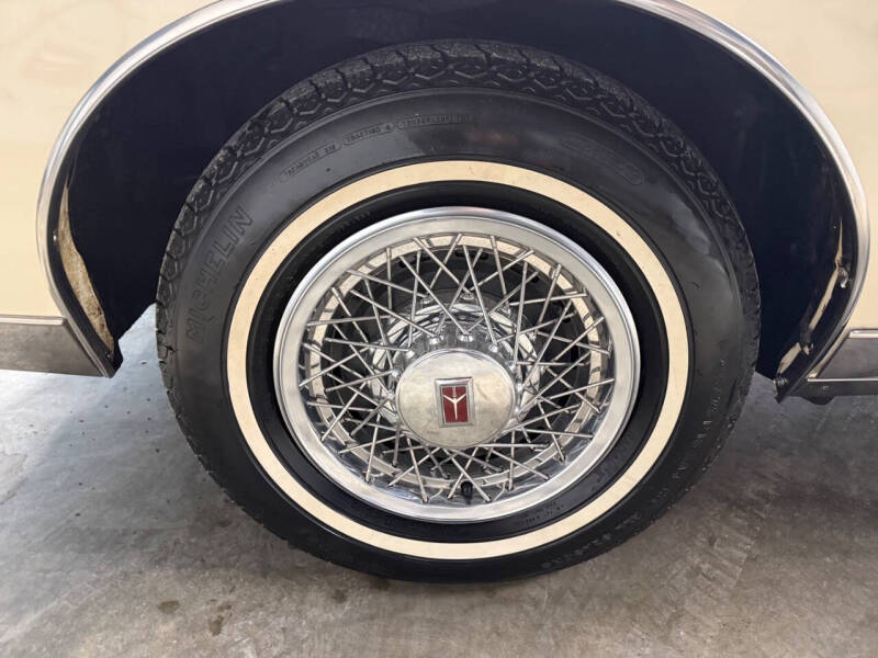 1983 Oldsmobile Ninety-Eight Regency