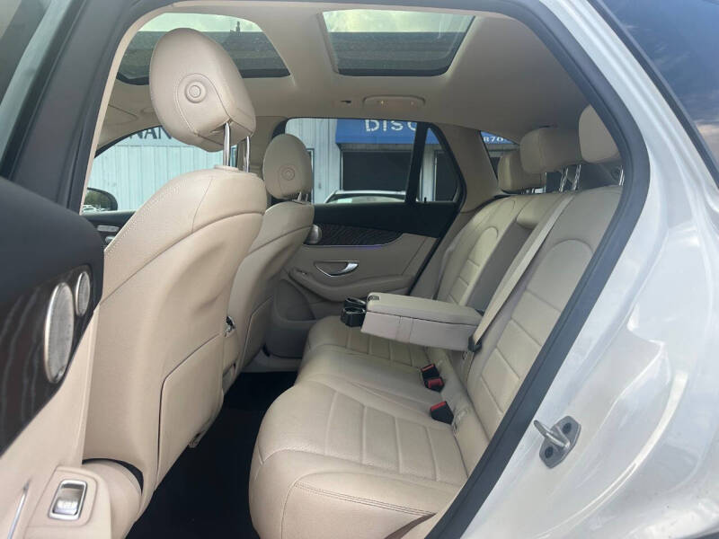 2021 Mercedes-Benz GLC GLC 300