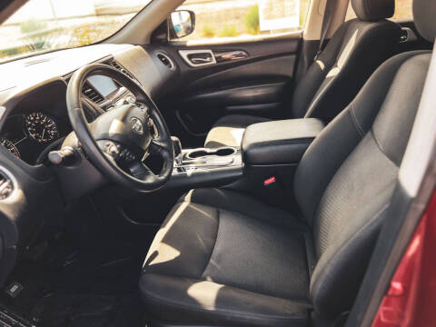 2020 Nissan Pathfinder SV