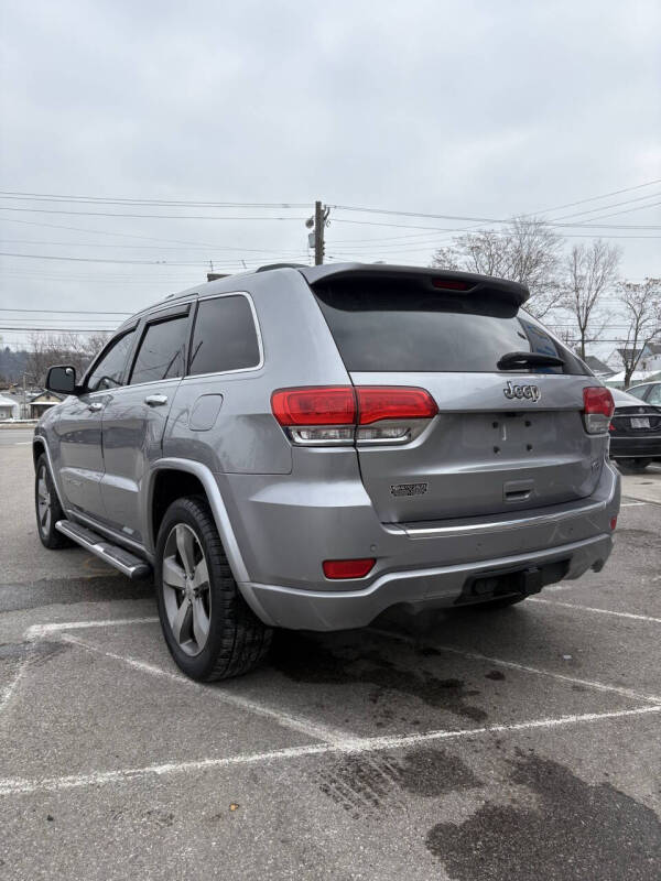 Image of 2014 Jeep Grand Cherokee Overland