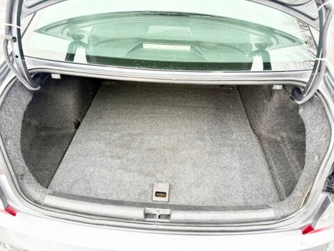 2017 Volkswagen Passat 1.8T R-Line