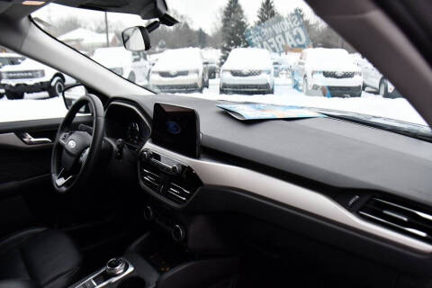 2022 Ford Escape Hybrid SEL