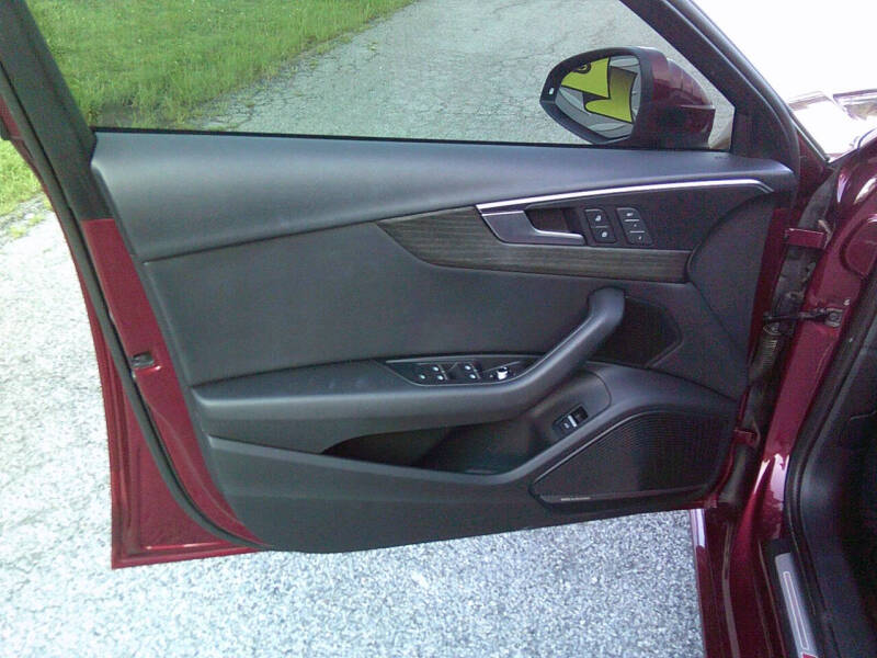 2018 Audi A4 2.0T quattro Premium Plus